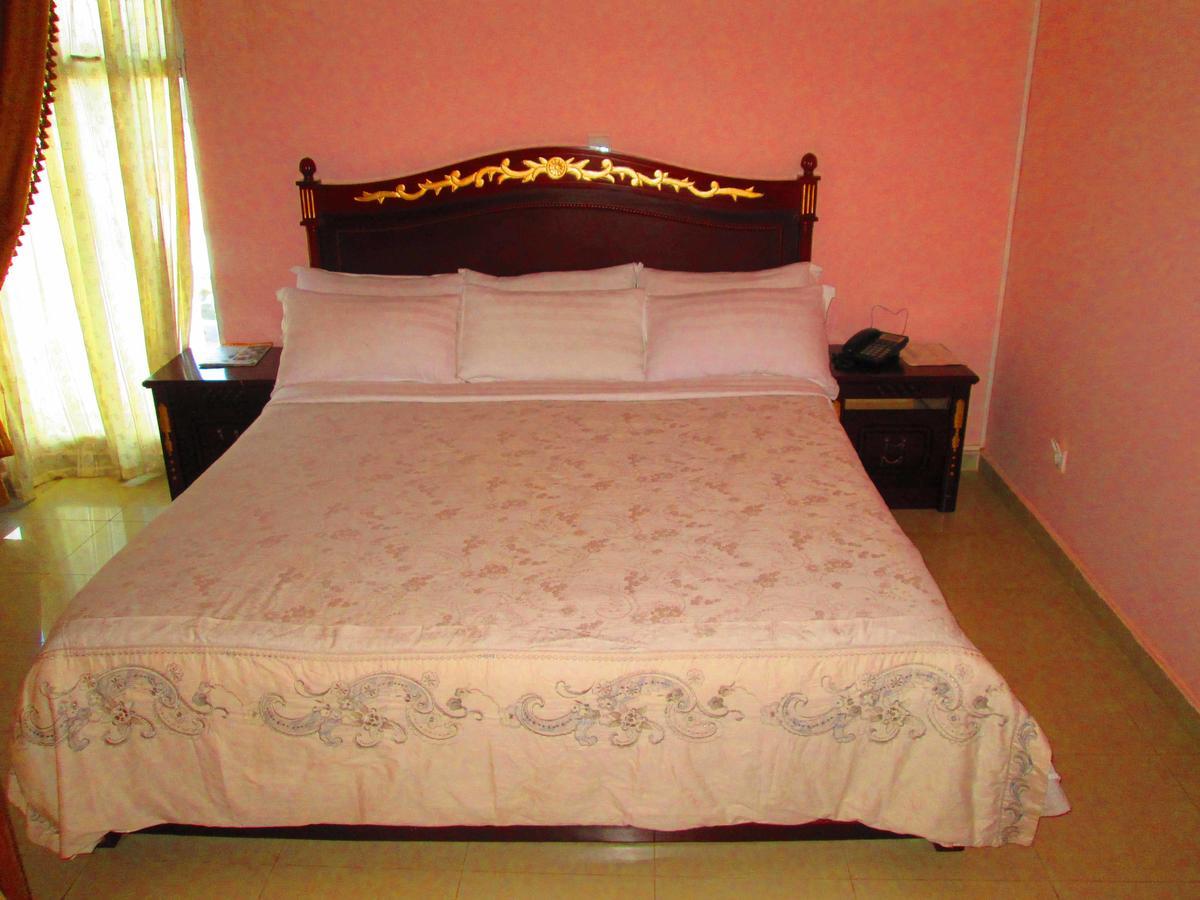 Rabi Hotel Lubumbashi Extérieur photo