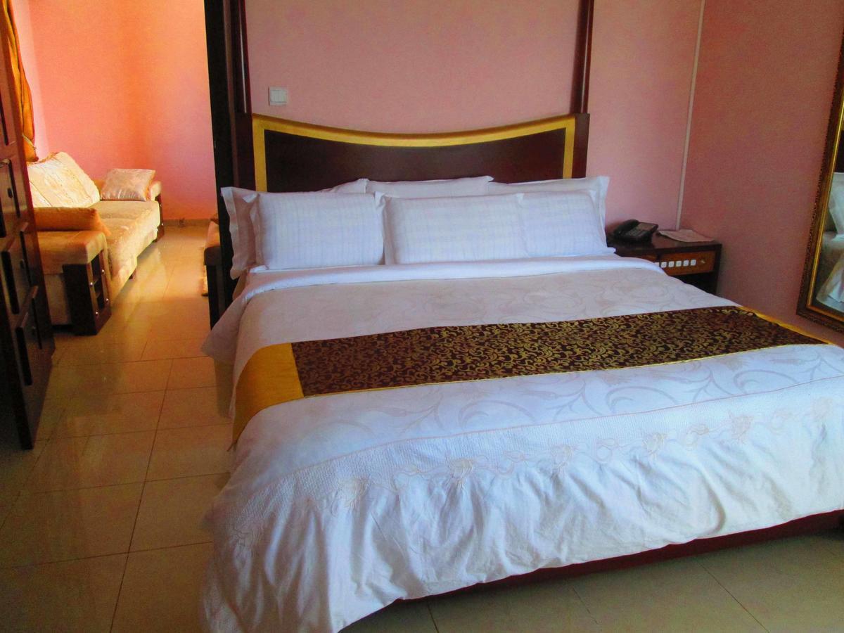 Rabi Hotel Lubumbashi Extérieur photo