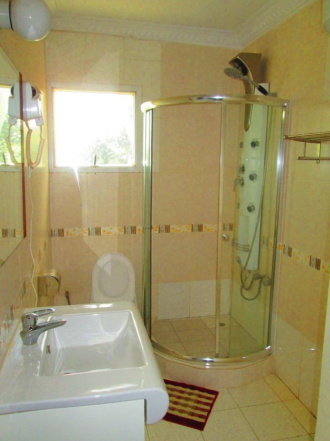 Rabi Hotel Lubumbashi Extérieur photo